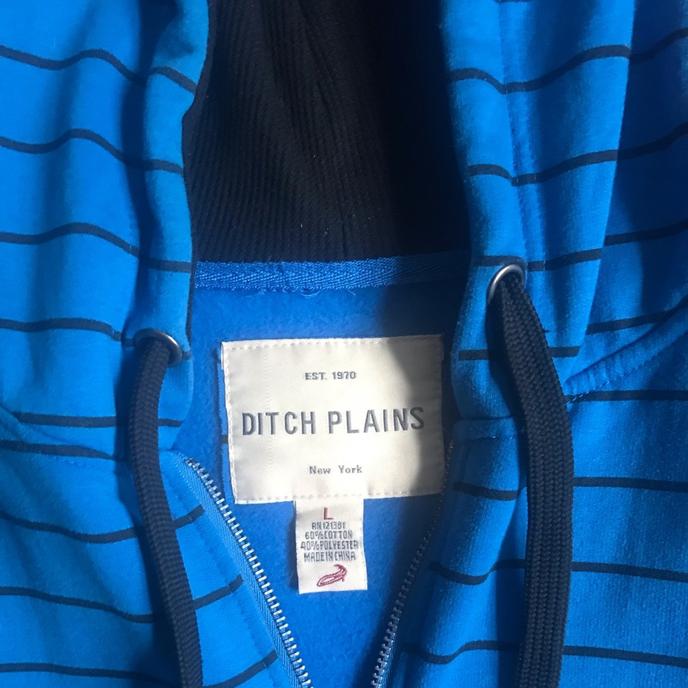 Dutch Sweater - Picture 3 of 3